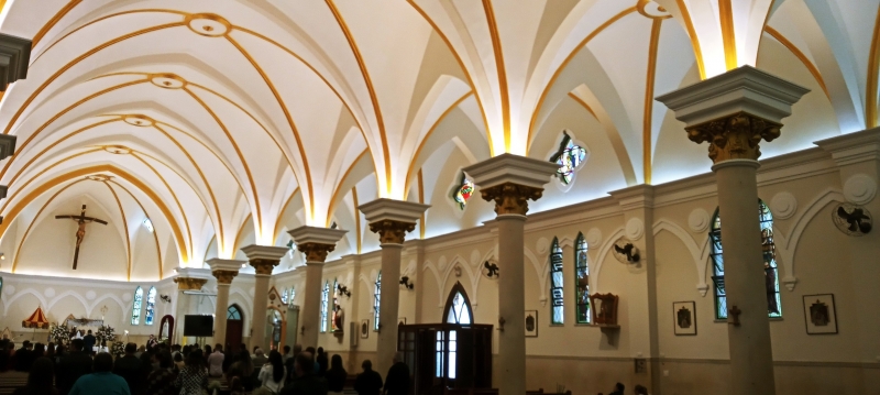 Quem não se casa na igreja pode comungar?